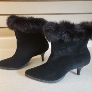 Lady's Vintage Eskiloos Black Dress heeled Ankle Boots Canada size 6.5 fur trim